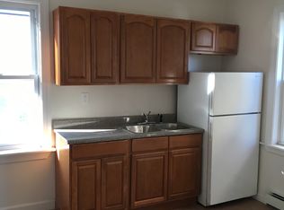 218 River Ave #2, Providence, RI 02908
