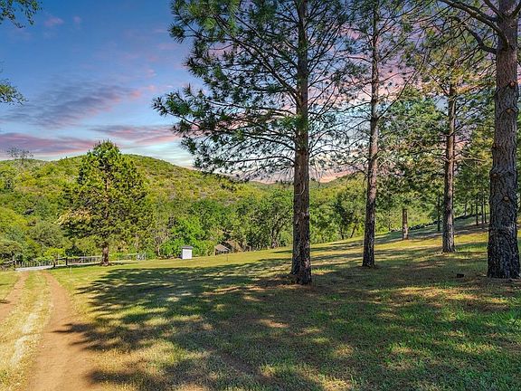 2nd image of 6650 Starlight Ln