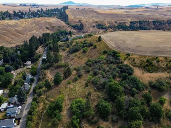 W Fairview St, Colfax, WA 99111