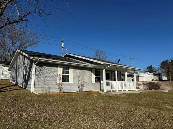 913 S Main St, Milan, MO 63556