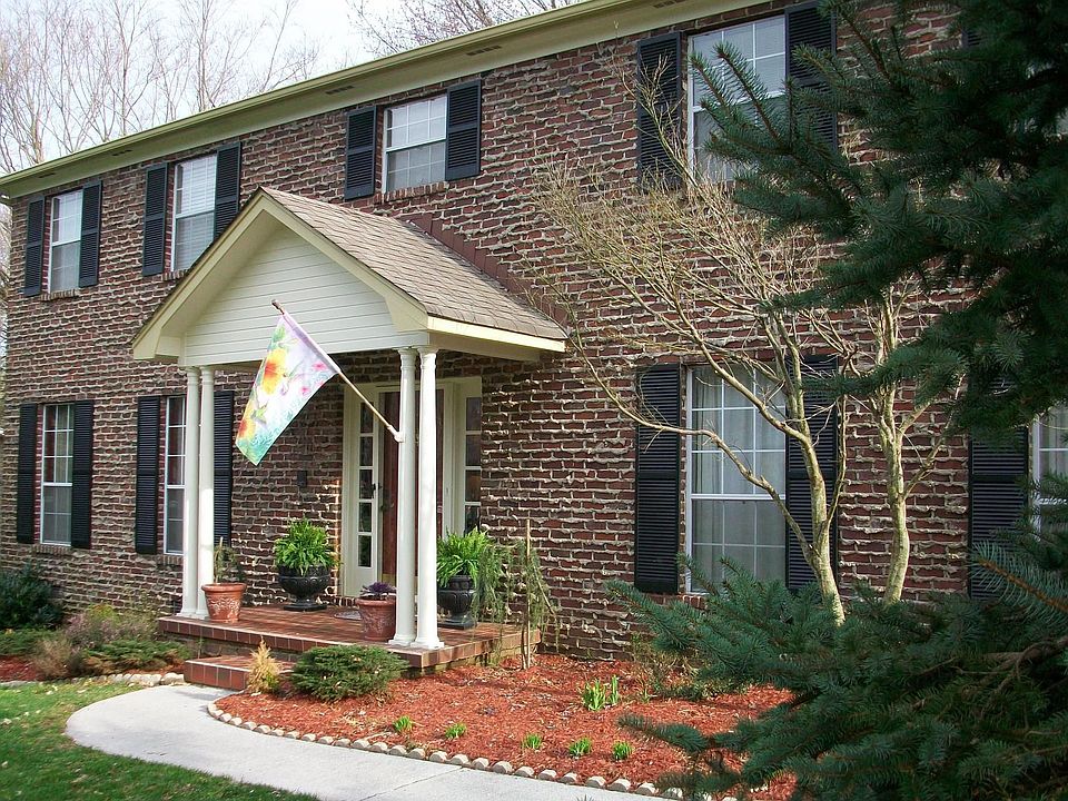 2nd image of 11421 Hickory Springs Dr