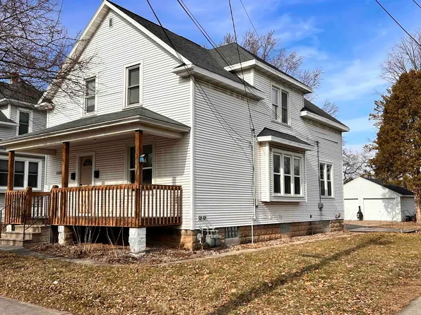 1359 Lawe St, Green Bay, WI 54301