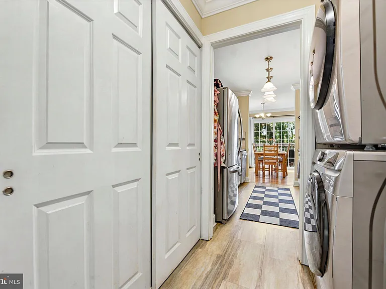 158 Mansion House Dr — Photo 11
