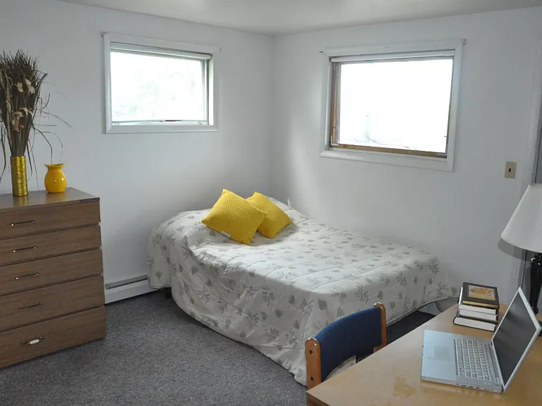 218 Delaware Ave #2 — Photo 4