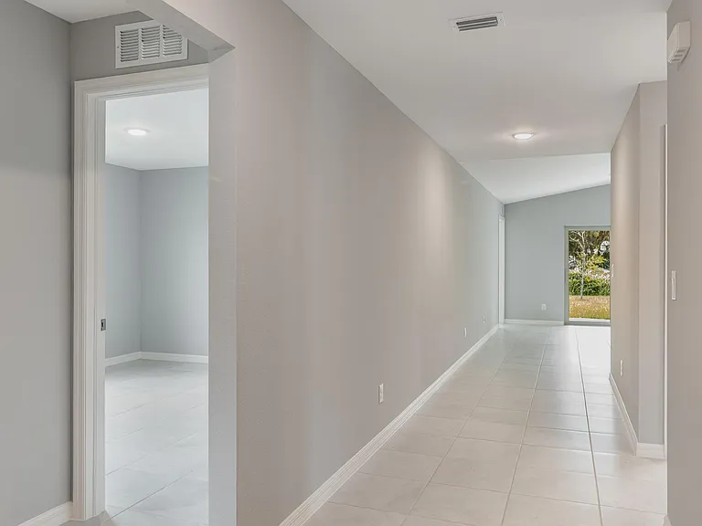 391 Salvador Dr — Photo 5
