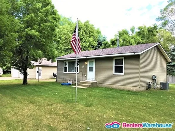 22 Buckskin Blvd SE, Isanti, MN 55040