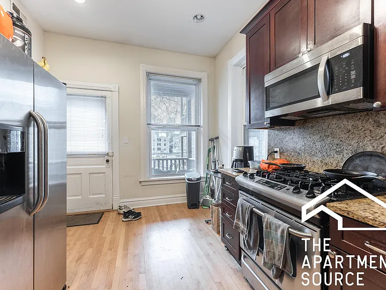 3519 N Reta Ave #2 — Photo 2