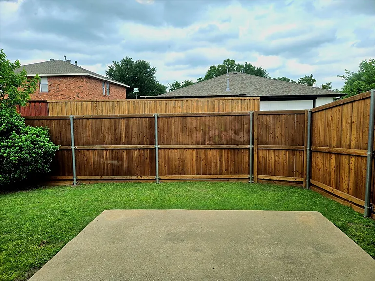4156 Palace Pl — Photo 17