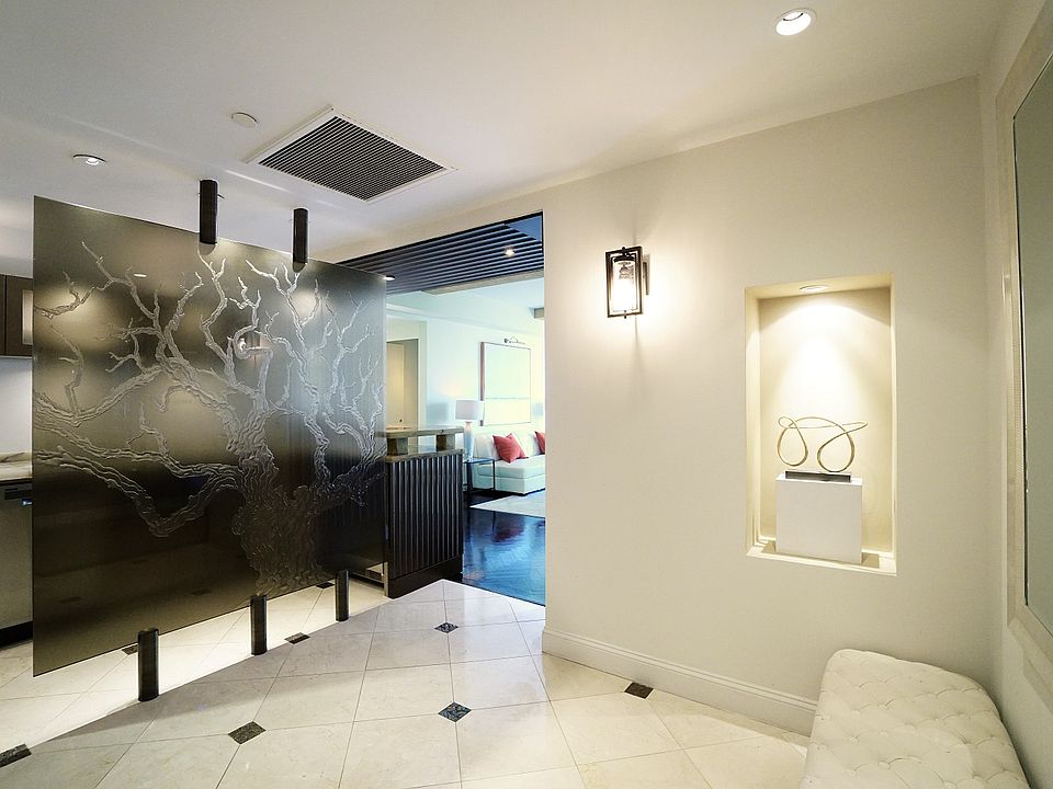 1st image of 160 Central Park S #3008