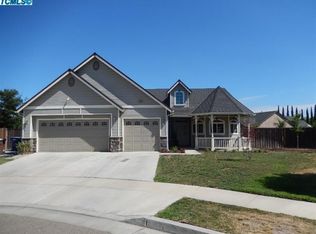 1706 Rosa Ave, Tulare, CA 93274