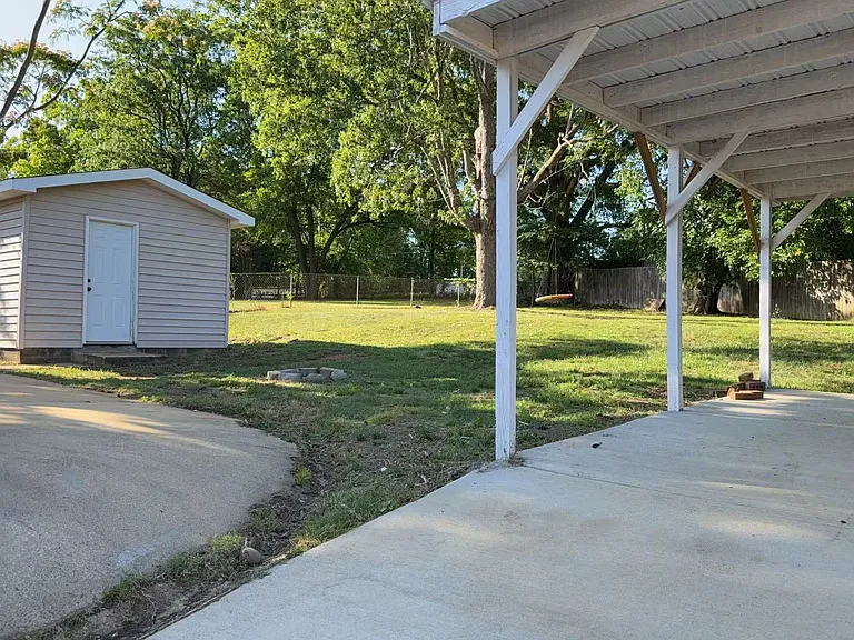 734 Fairfield St — Photo 19