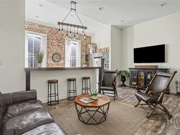 110 Barnard Street #213, Savannah, GA 31401