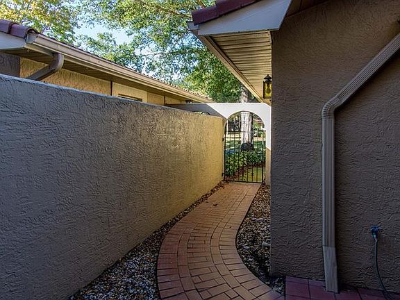 2nd image of 8234 Sandpoint Blvd