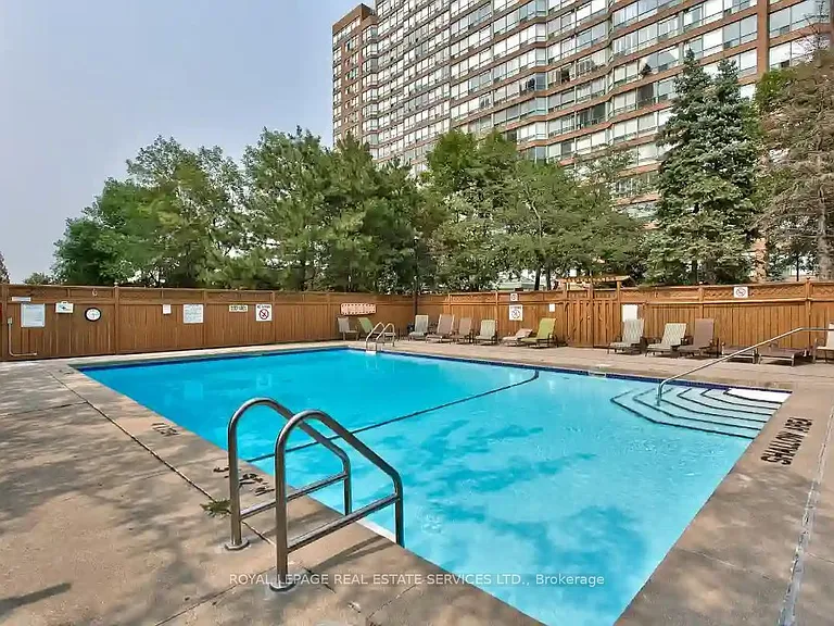 1276 Maple Crossing Blvd #1710 — Photo 31