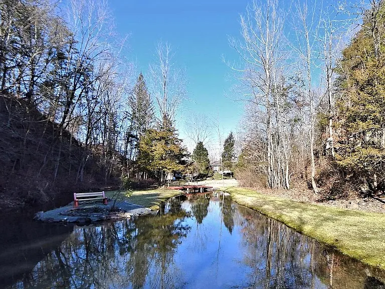 550 N Sanatoga Rd — Photo 23