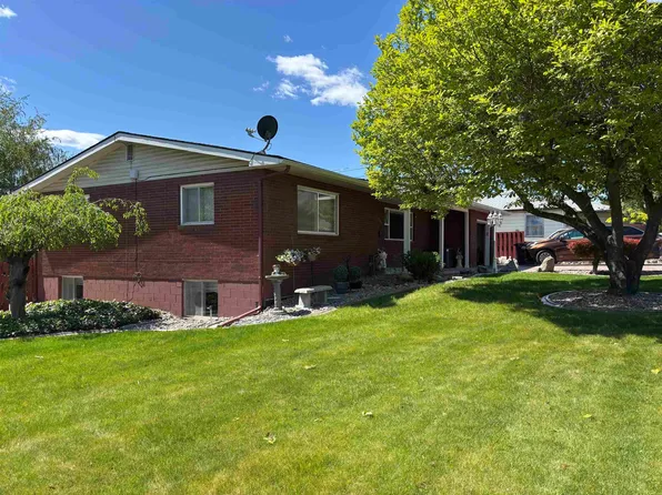 1106 King St, Grandview, WA 98930