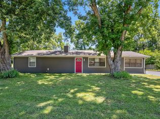 18250 Holman Rd, Cassville, MO 65625