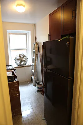 Rented by Chris Stewart, LREB | media 22