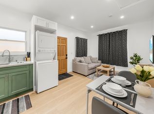 1044 Daisy Ave #1/2, Long Beach, CA 90813