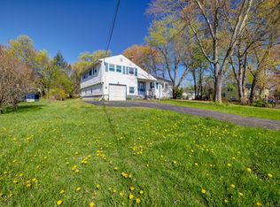 17 Mills Rd, Windsor, CT 06095