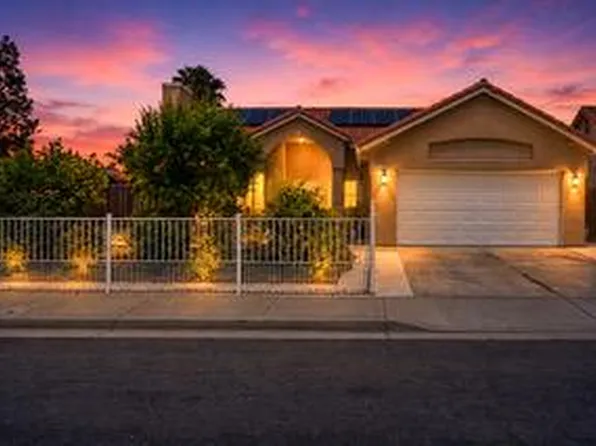 1700 San Simeone Way, Los Banos, CA 93635