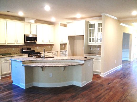 Kitchen with gas range
