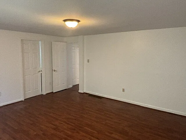 103 Leanne Dr — Photo 16