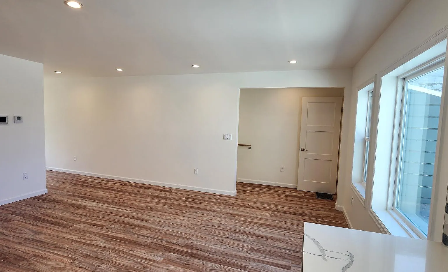 2 bed, $6,995 — Photo 4