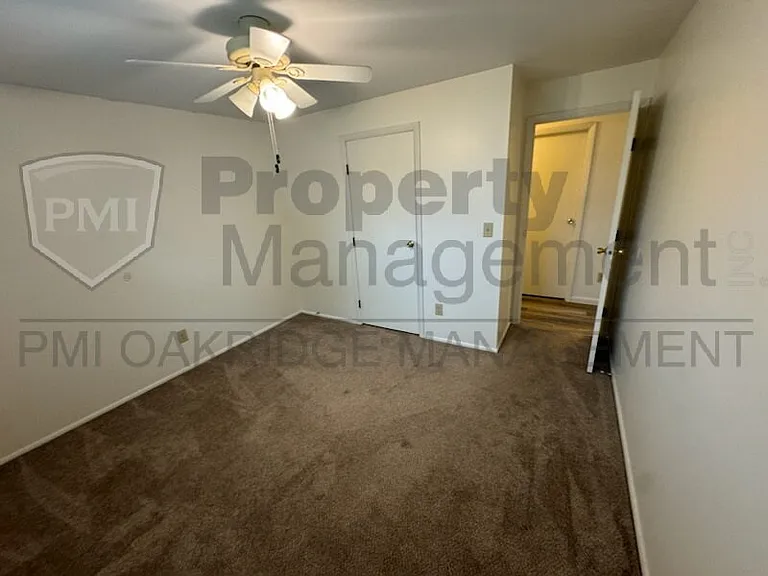 591 Stonyridge Ave — Photo 6