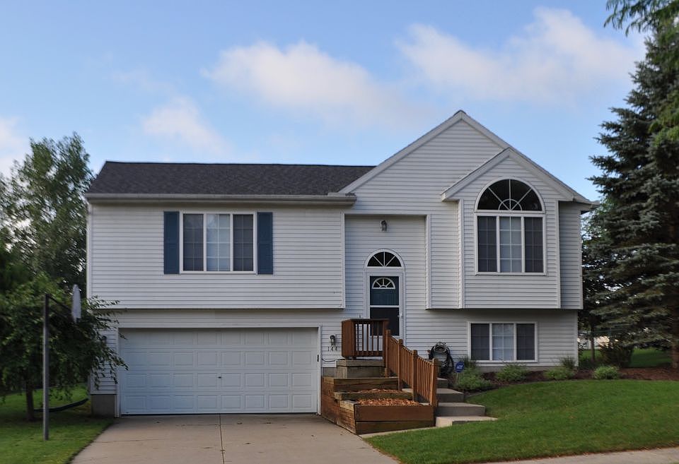 1st image of 144 Rollingwood Dr