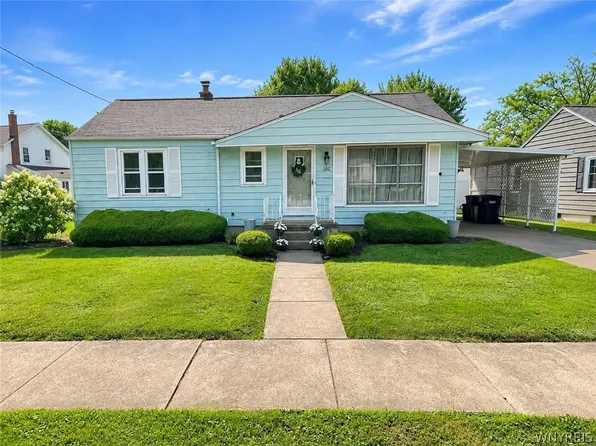 1212 90th St, Niagara Falls, NY 14304