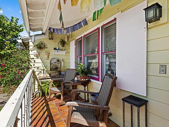 2nd image of 1116 N Ocean Breeze