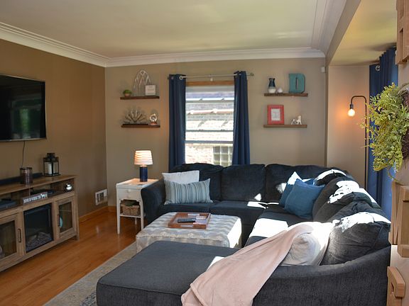 4th image of 10112 S Spaulding Ave