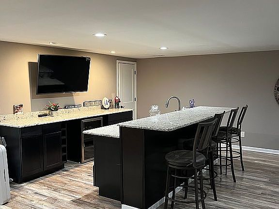 4th image of 1392 Ludean Dr