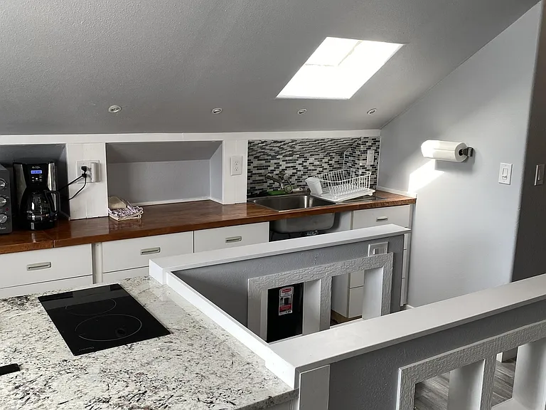 327 Bonfoy Ave #201 — Photo 13