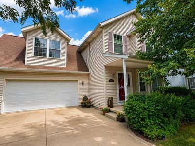 10411 N Schopp Ln, Peoria, IL, 61615