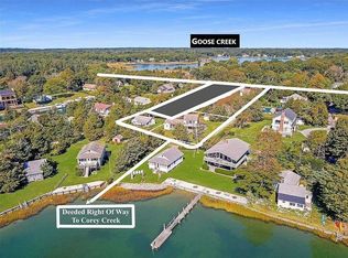 425 Private Road 12, Southold, NY 11971