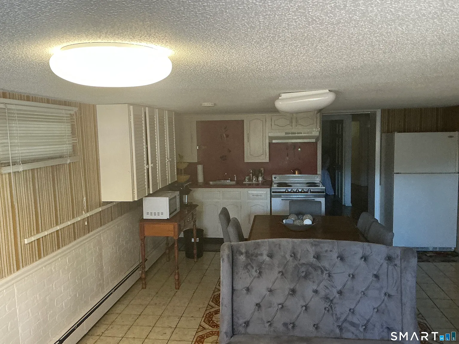 2 bed, 1.0 bath, 900 sqft, $2,200 — Photo 2