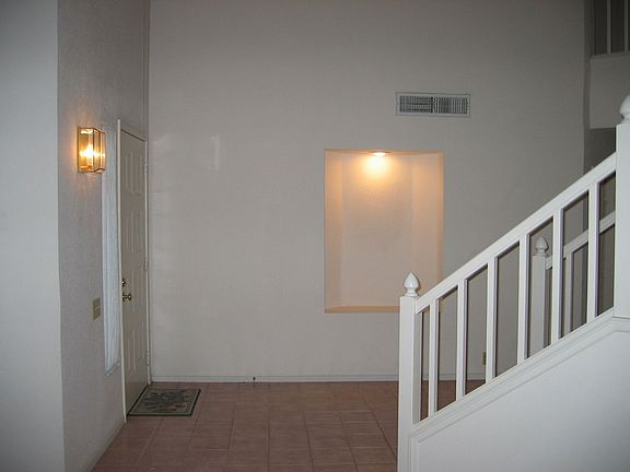 Entry Foyer 