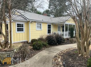 1040 Larkmartin St, Madison, GA 30650