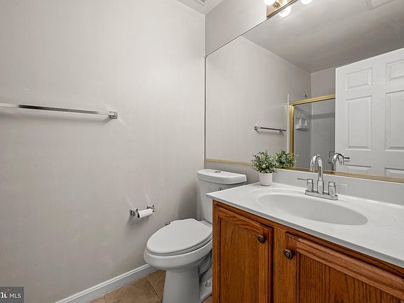 5th image of 6600 Lake Park Dr APT 204