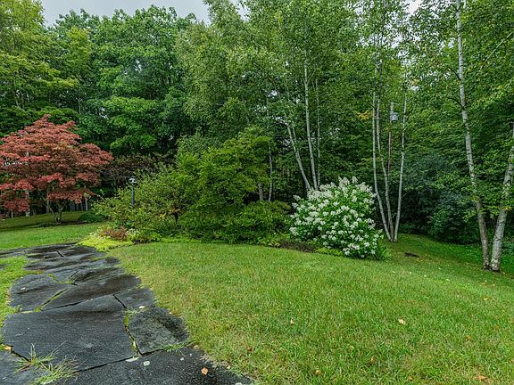 4th image of 88 Windward South Road