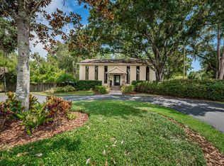 512 Crystal Lake Rd, Lutz, FL 33548