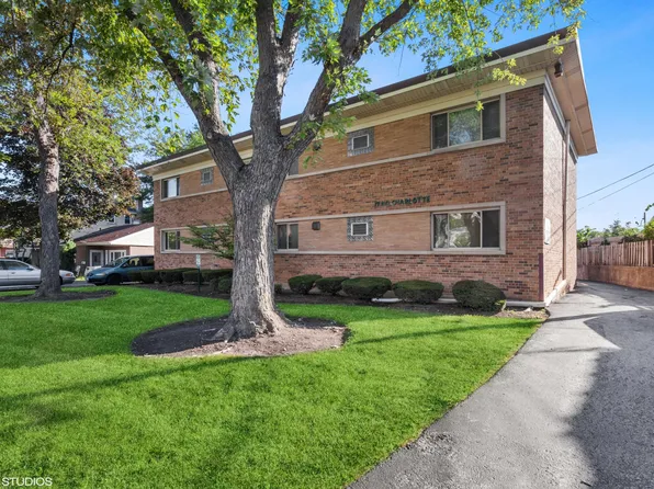 17 N Charlotte St #1L, Lombard, IL 60148