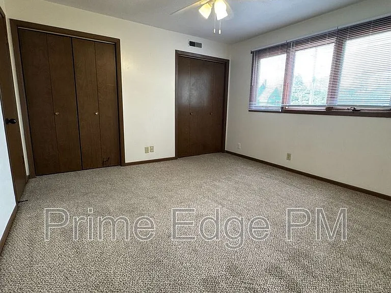 2532 T St #4 — Photo 14