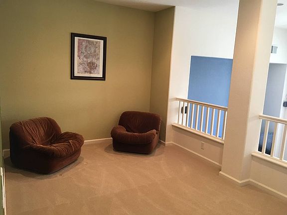 Multipurpose landing between kitchen and living room