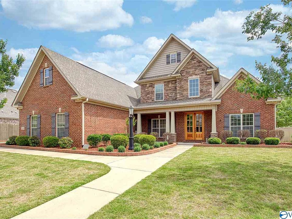 1st image of 224 Heritage Mill Dr