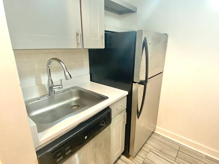 small but stylish kitchen