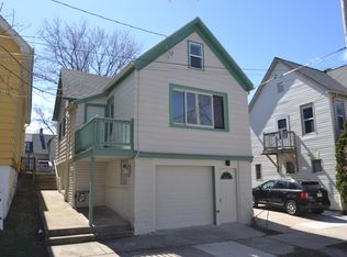 1317 E Hamilton St, Milwaukee, WI 53202