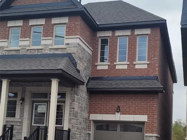 1077 Skyridge Blvd, Pickering, ON L1X 0G2
